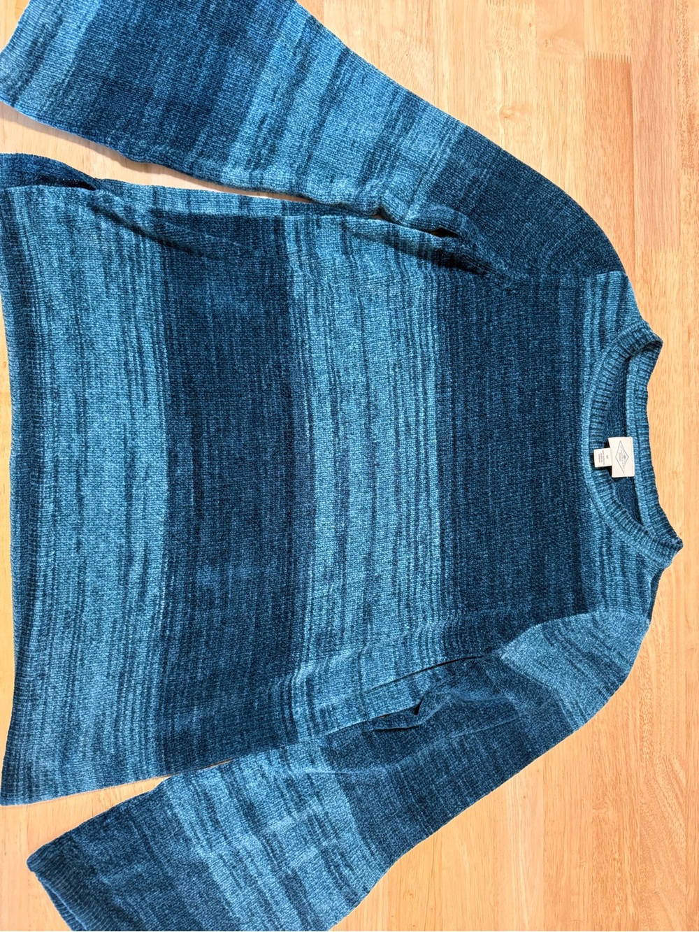 Women’s St. John’s Bay Teal Chenille Sweater Medium Flare Sleeve Soft Knit - Picture 2 of 8